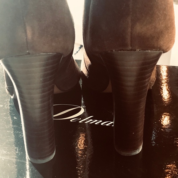 Boots - Picture 7 of 8